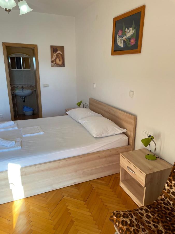 Apartmani Dragica 马卡尔斯卡 外观 照片
