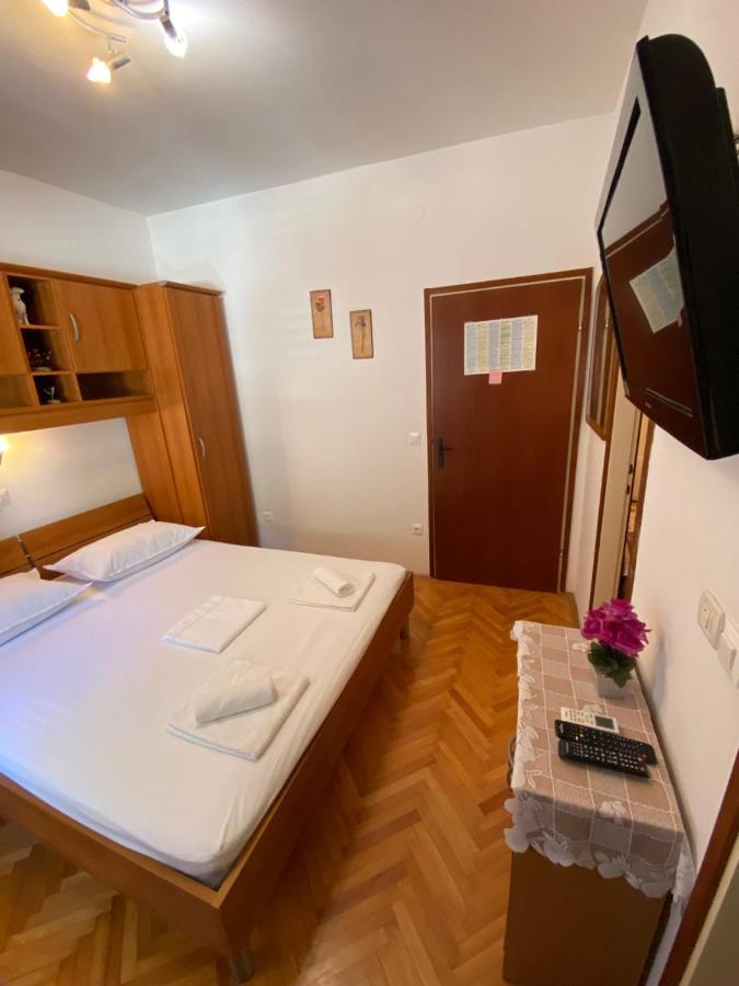 Apartmani Dragica 马卡尔斯卡 外观 照片
